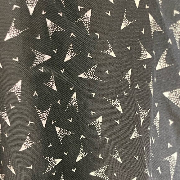 Vintage 80s, Black/white Button Down Blouse.  Large - Picture 5 of 7